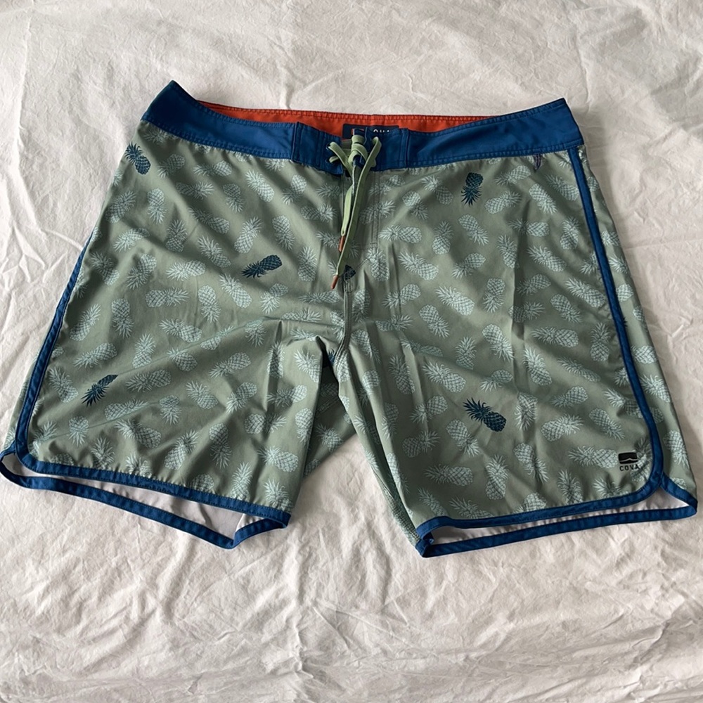 Cova board short